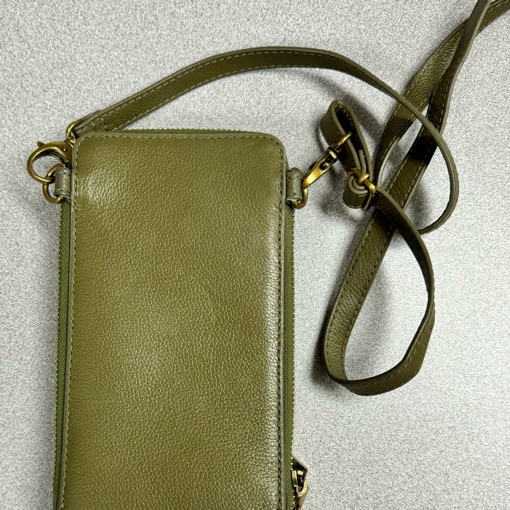 Fossil Crossbody Phone Wallet - image 3